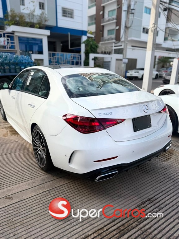 2022 Mercedes-Benz Clase C 300 AMG 4Matic — foto 3 / 9