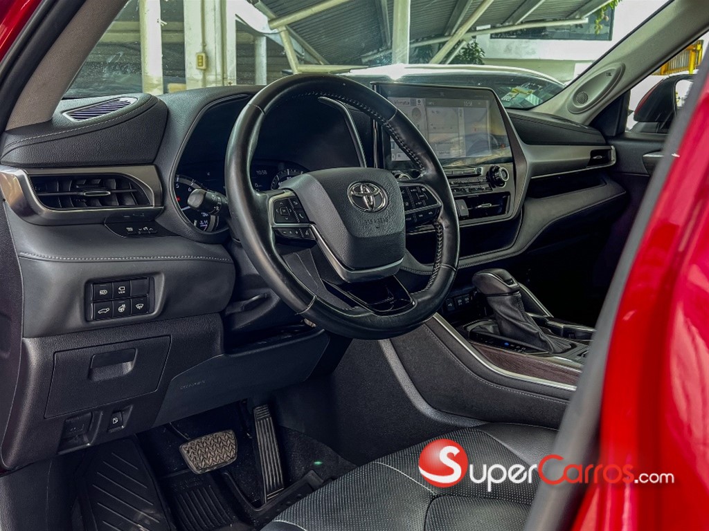 2021 Toyota Highlander Limited — foto 4 / 12