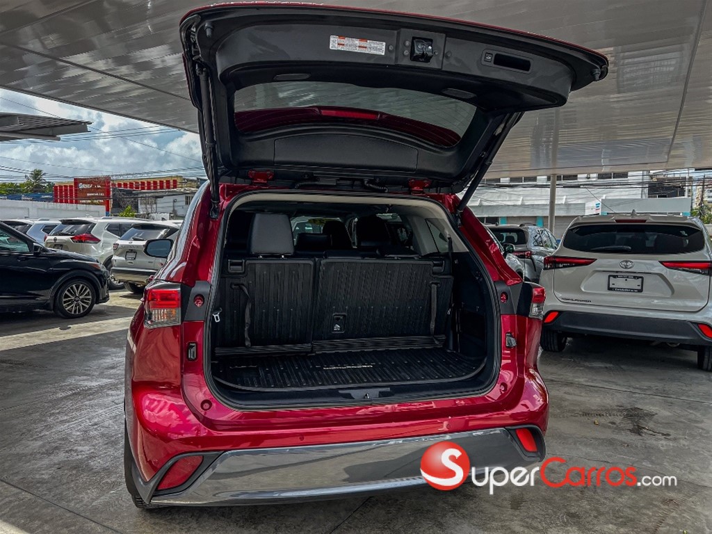 2021 Toyota Highlander Limited — foto 10 / 12