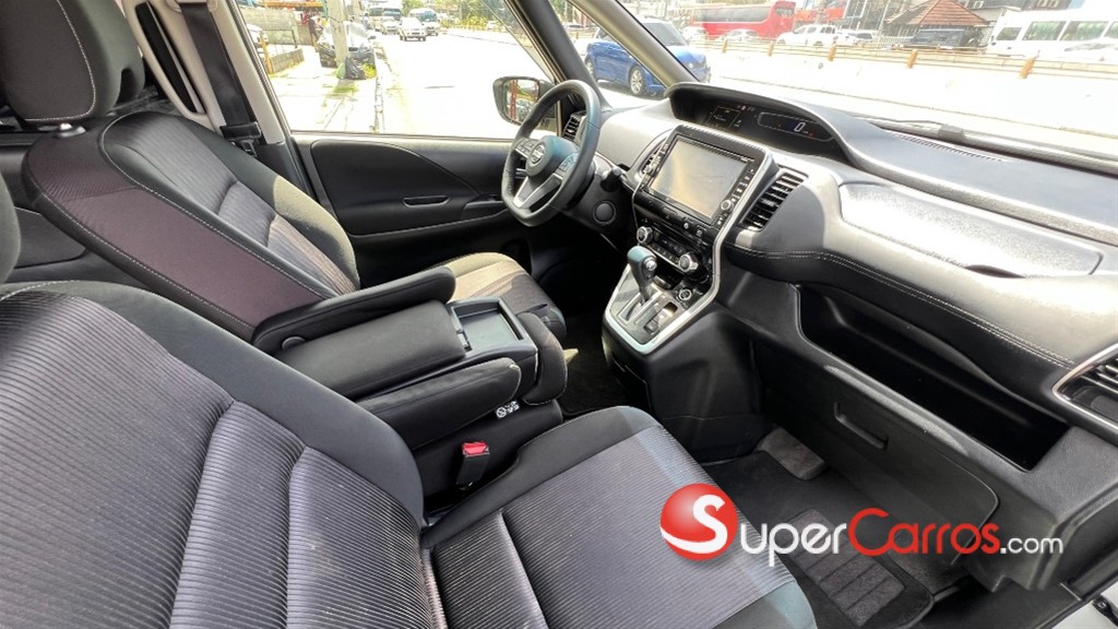 2020 Nissan Serena — foto 4 / 12
