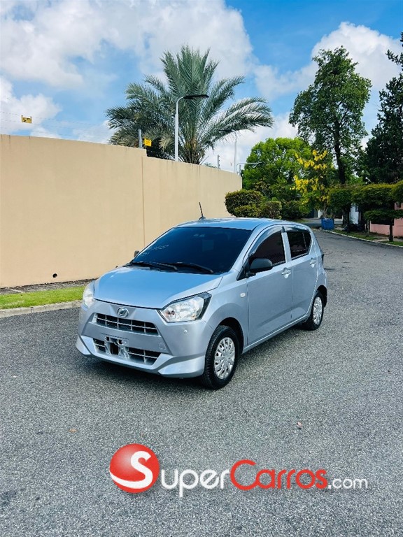2019 Daihatsu Mira — foto 2 / 12
