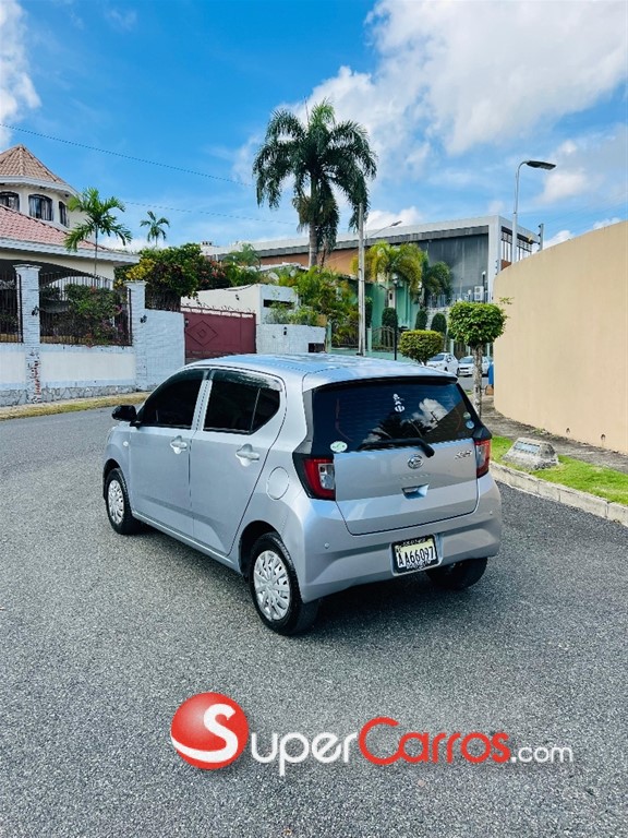2019 Daihatsu Mira — foto 4 / 12
