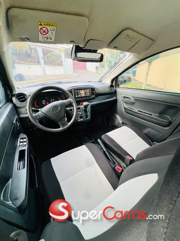 2019 Daihatsu Mira — foto 8 / 12