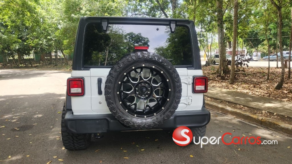 2020 Jeep Wrangler — foto 4 / 12