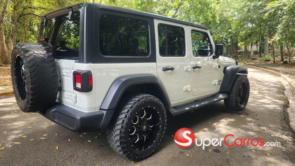 2020 Jeep Wrangler — foto 5 / 12