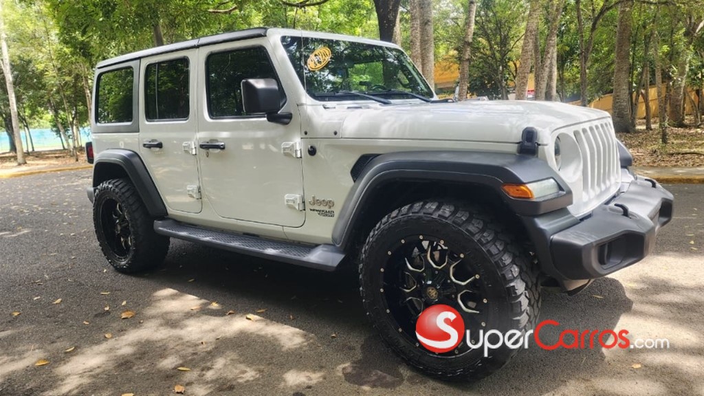 2020 Jeep Wrangler — foto 7 / 12