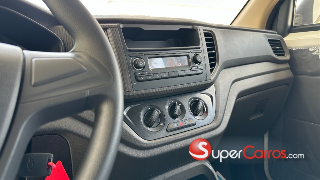 2026 Chevrolet N400 Pasajeros — foto 6 / 7