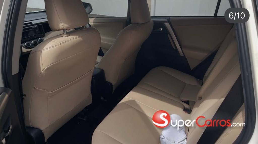 2014 Toyota RAV4 — foto 6 / 10