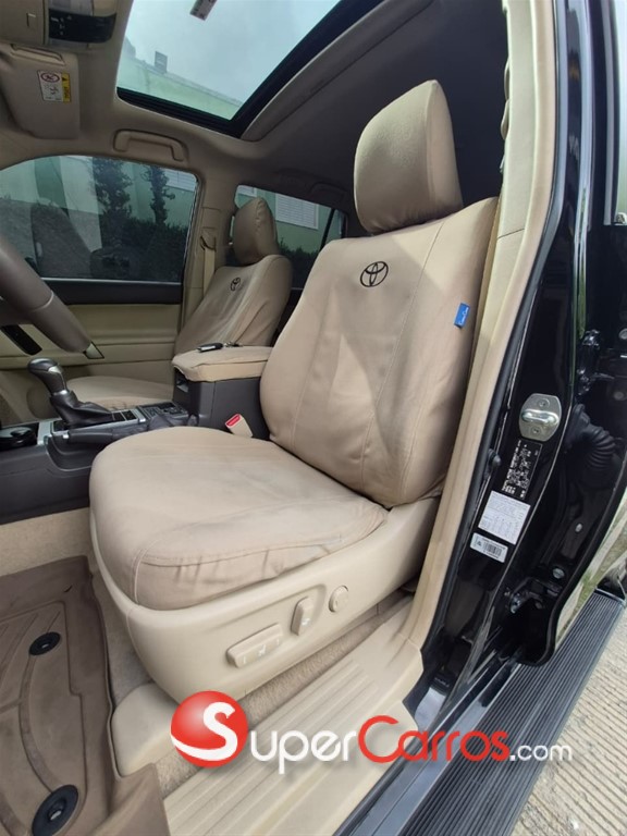 2024 Toyota Land Cruiser Prado VX — foto 7 / 12