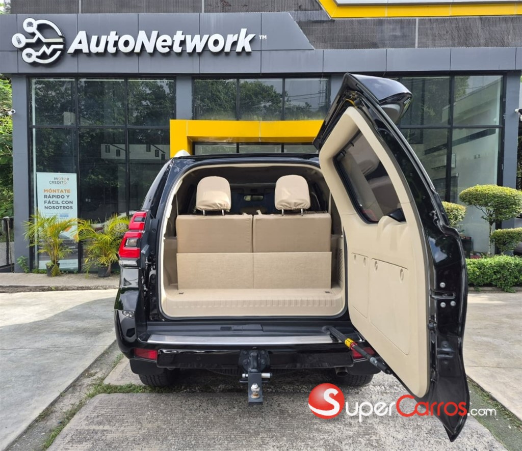2024 Toyota Land Cruiser Prado VX — foto 10 / 12
