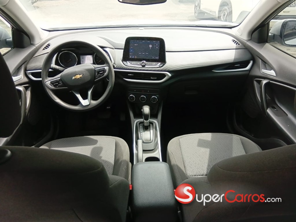 2023 Chevrolet Tracker LS — foto 2 / 12