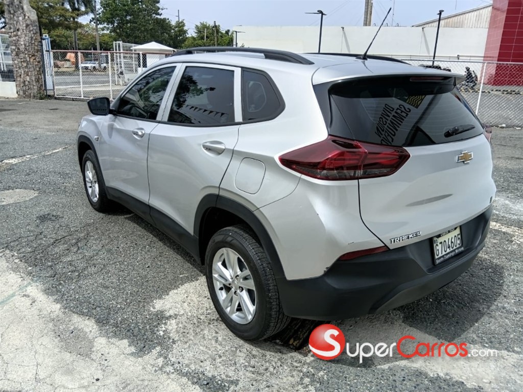 2023 Chevrolet Tracker LS — foto 4 / 12