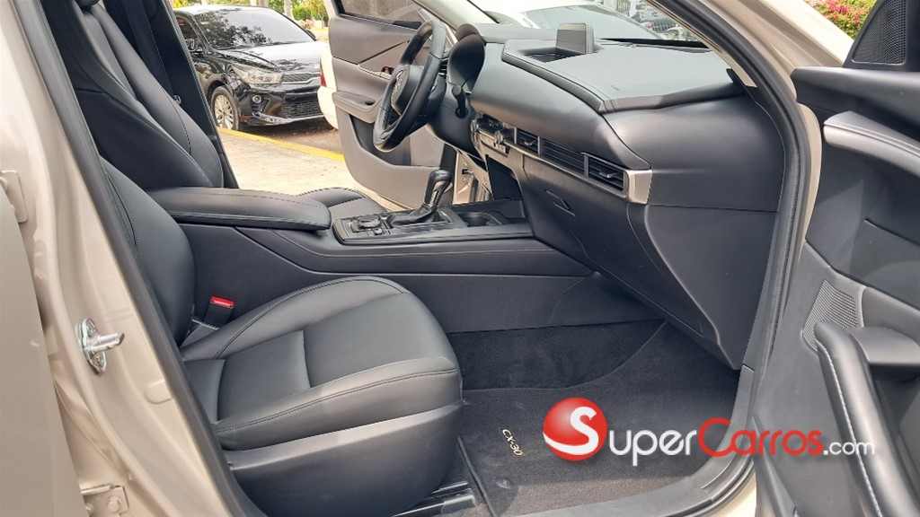 2023 Mazda CX-30 Select — foto 8 / 12