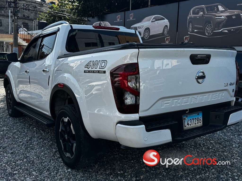 2022 Nissan Frontier LE — foto 3 / 9