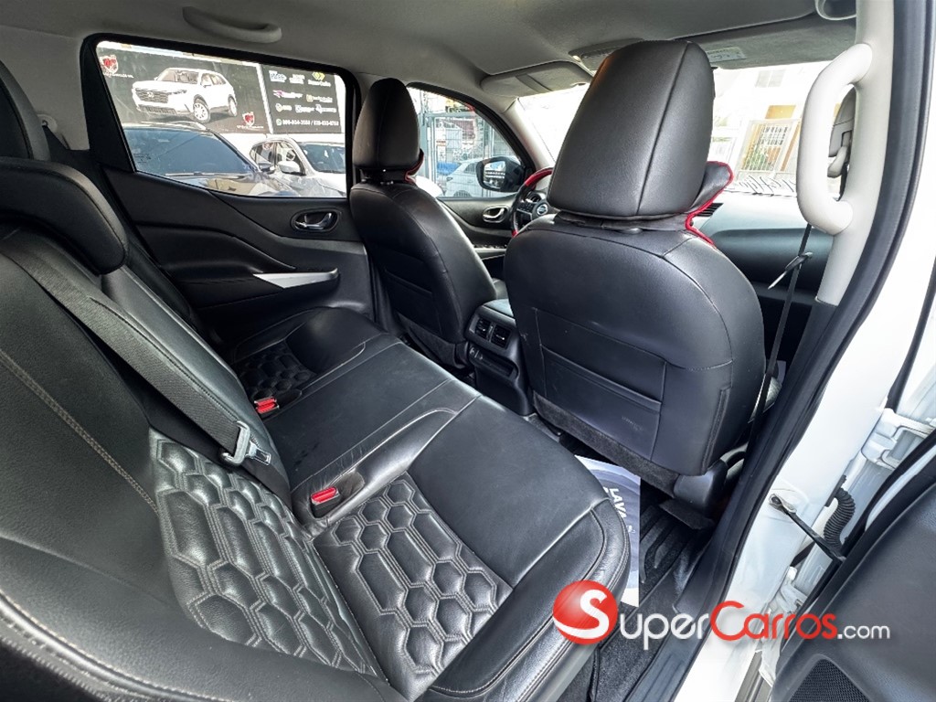 2022 Nissan Frontier LE — foto 7 / 9