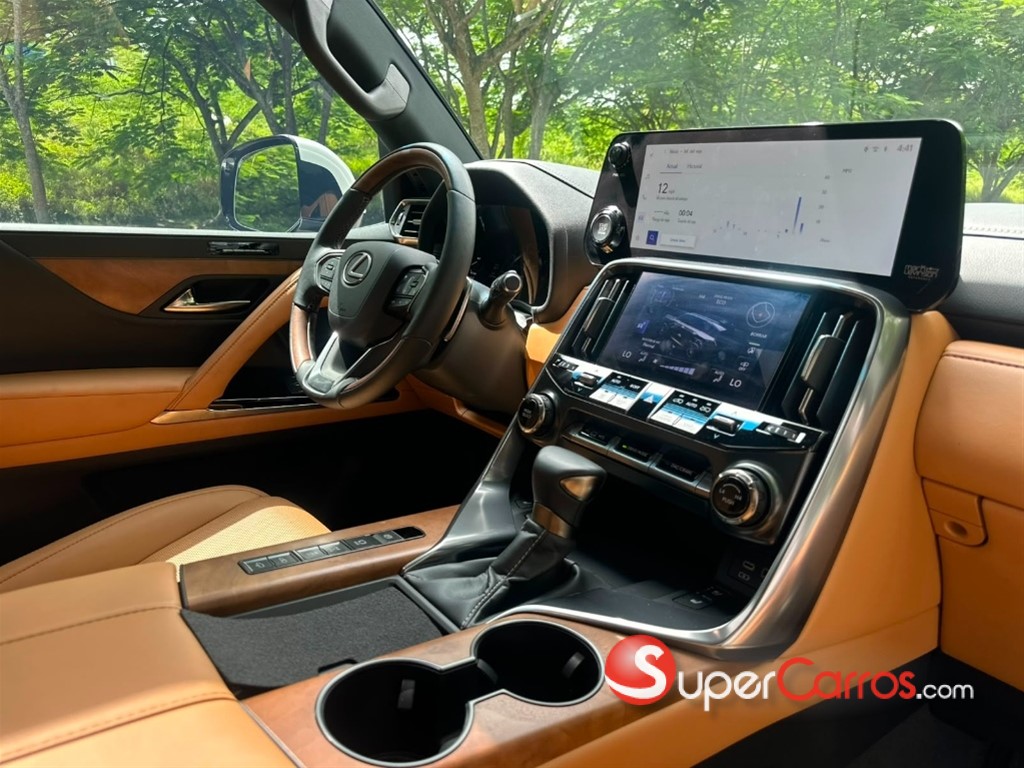 2024 Lexus LX 600 Luxury — foto 4 / 12