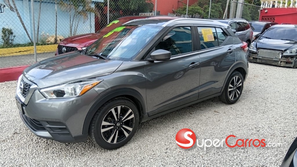 2020 Nissan Kicks SV — foto 2 / 10
