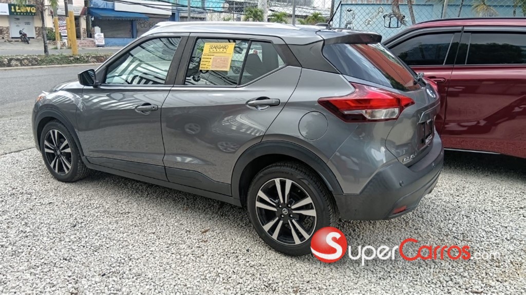 2020 Nissan Kicks SV — foto 5 / 10