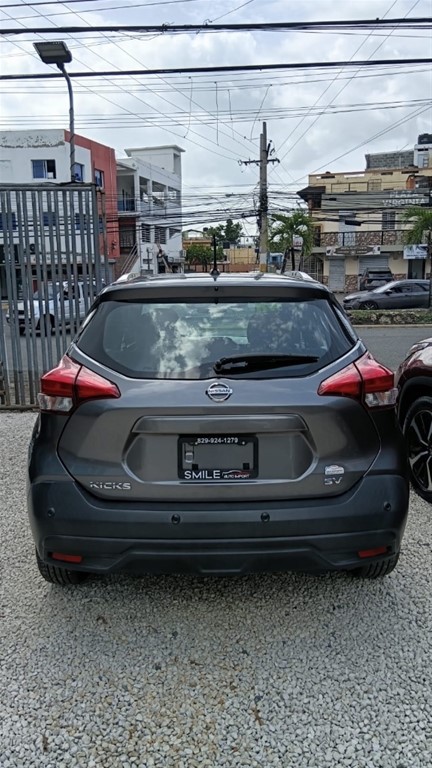 2020 Nissan Kicks SV — foto 6 / 10