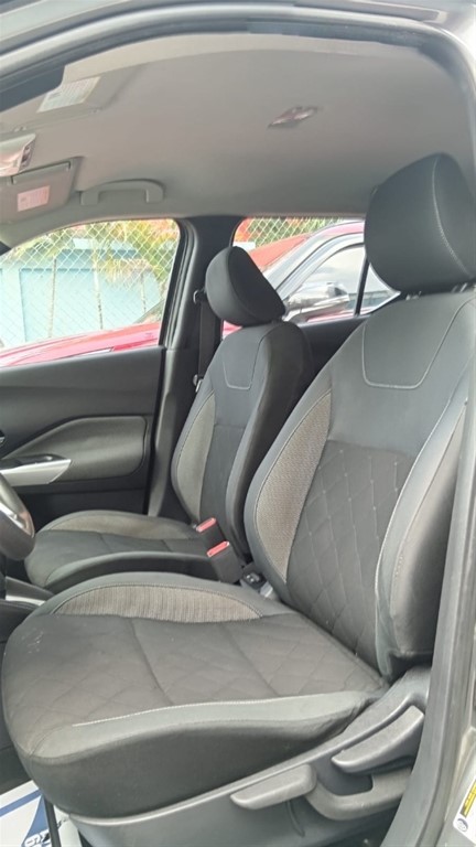 2020 Nissan Kicks SV — foto 8 / 10