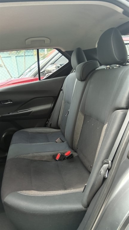 2020 Nissan Kicks SV — foto 9 / 10