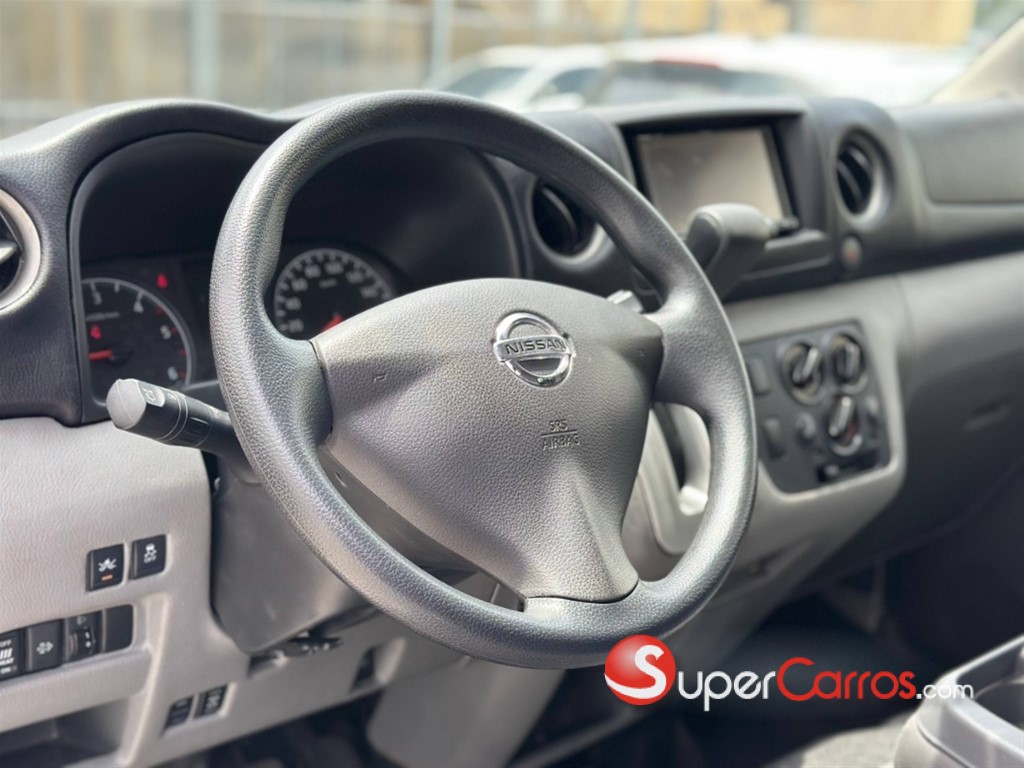 2020 Nissan NV 350 — foto 8 / 11