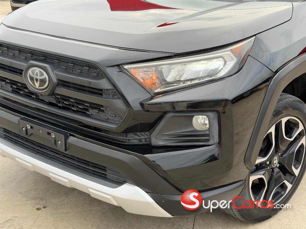 2021 Toyota RAV4 Adventure — foto 2 / 12