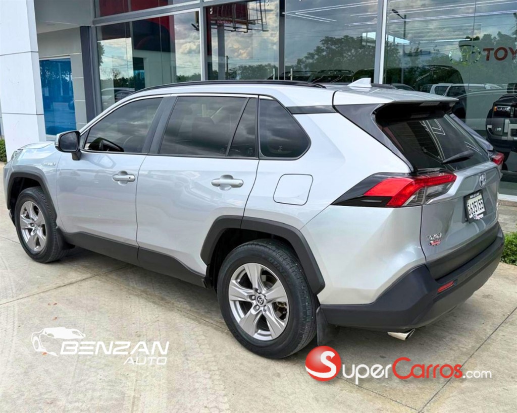 2023 Toyota RAV4 Hybrid TSS — foto 2 / 8