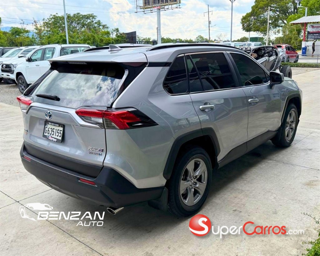 2023 Toyota RAV4 Hybrid TSS — foto 3 / 8