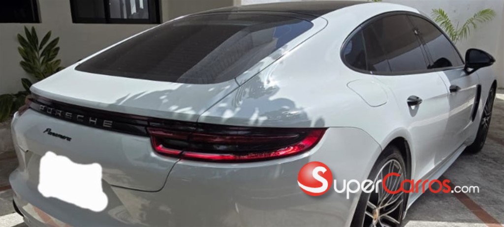 2018 Porsche Panamera — foto 9 / 9