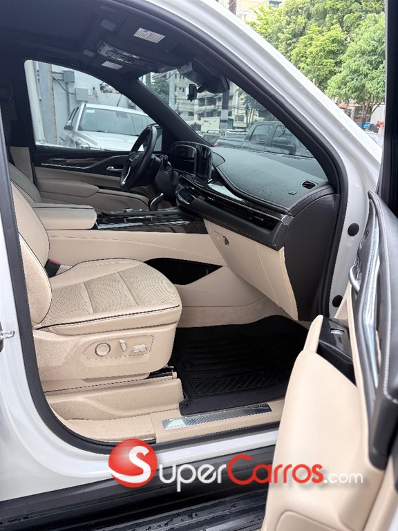 2023 Cadillac Escalade Premium Luxury Long — foto 7 / 11