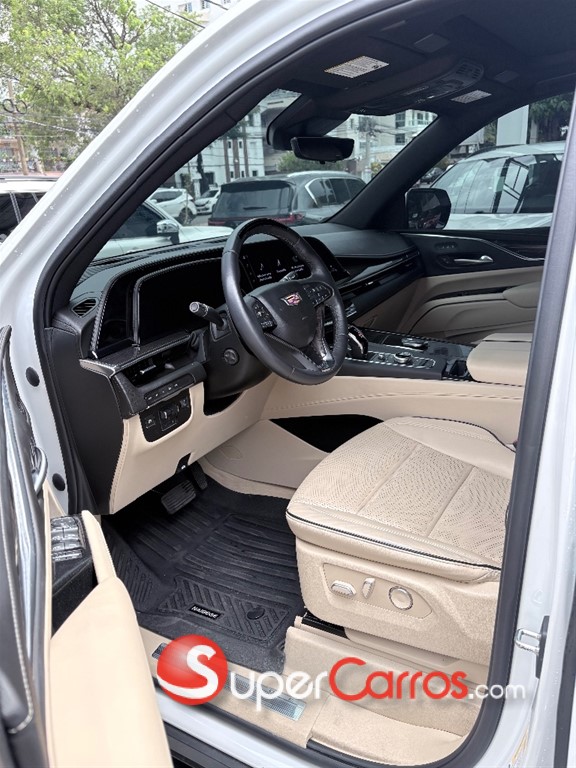 2023 Cadillac Escalade Premium Luxury Long — foto 9 / 11