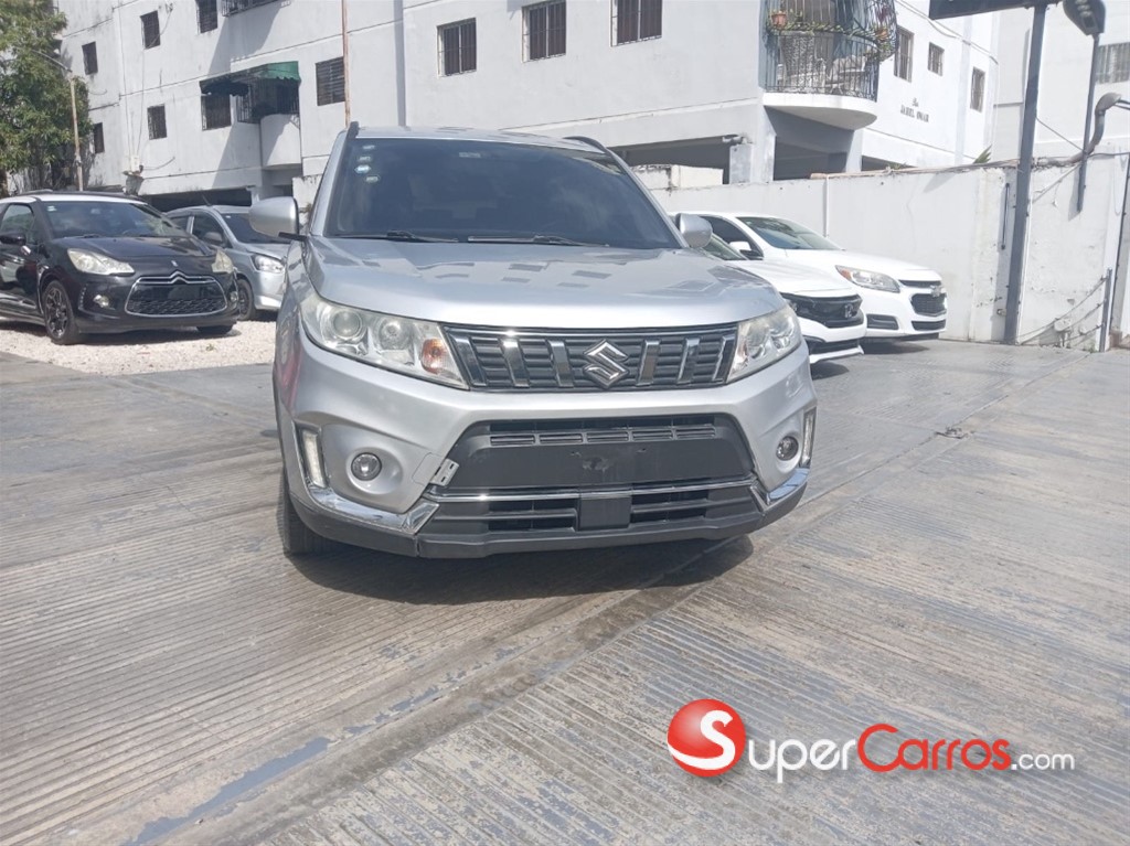 2020 Suzuki Vitara GL — foto 3 / 12