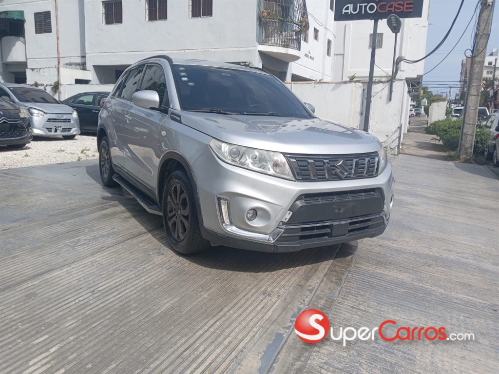 2020 Suzuki Vitara GL — foto 6 / 12