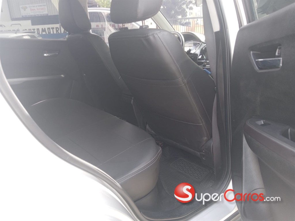 2020 Suzuki Vitara GL — foto 10 / 12