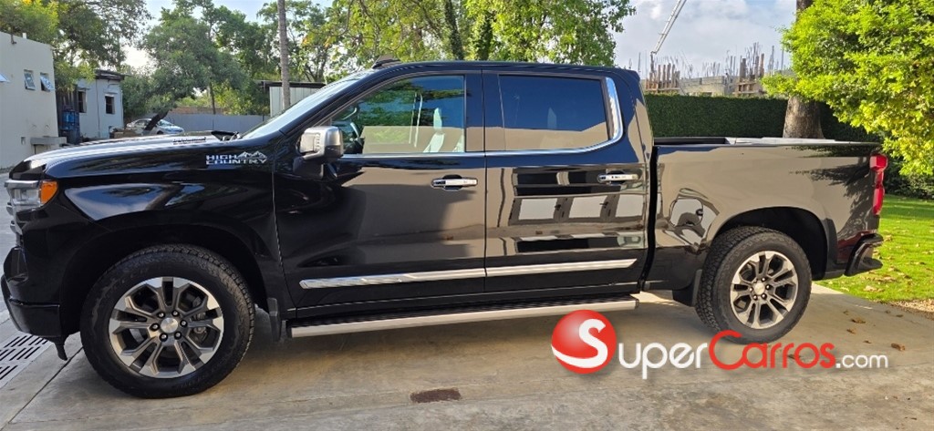 2024 Chevrolet Silverado High Country Duramax — foto 3 / 12