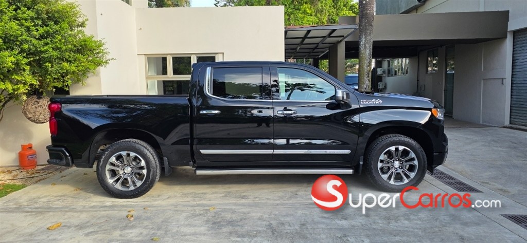 2024 Chevrolet Silverado High Country Duramax — foto 6 / 12