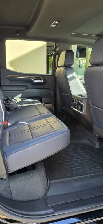 2024 Chevrolet Silverado High Country Duramax — foto 7 / 12