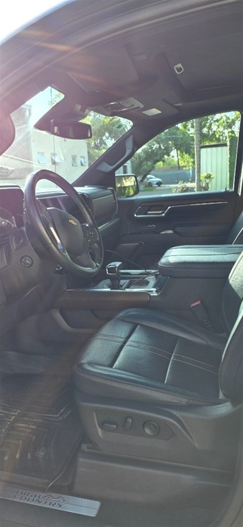 2024 Chevrolet Silverado High Country Duramax — foto 12 / 12