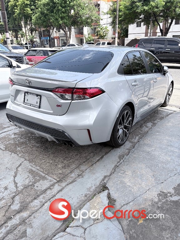 2021 Toyota Corolla SE — foto 3 / 8