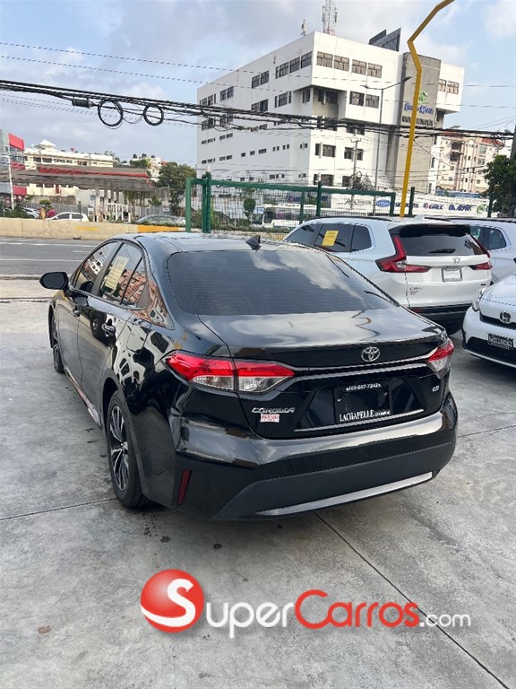 2020 Toyota Corolla LE — foto 9 / 12