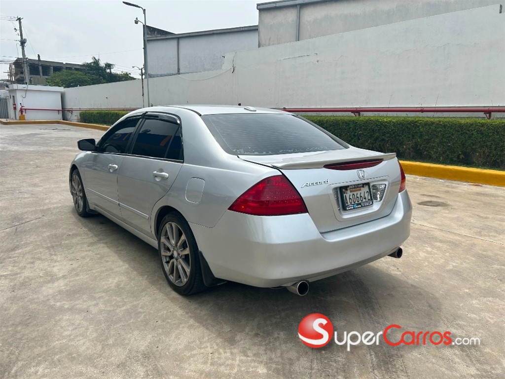 2007 Honda Accord — foto 4 / 7