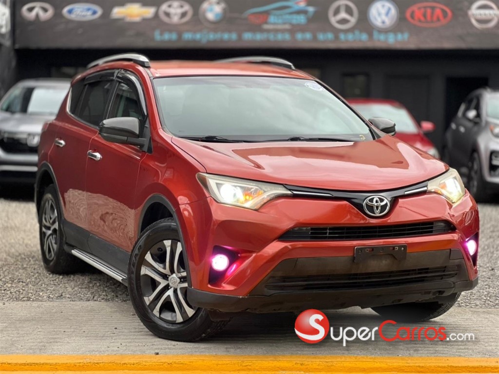2016 Toyota RAV4 LE — foto 2 / 8