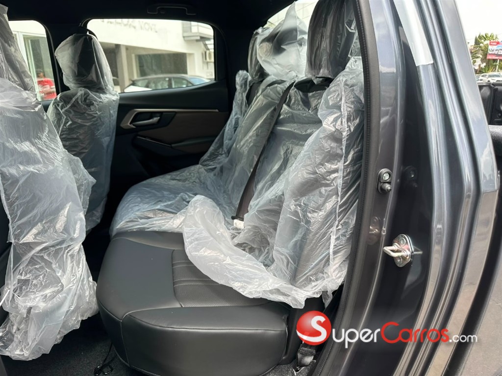 2027 Isuzu DMAX LSE — foto 5 / 10
