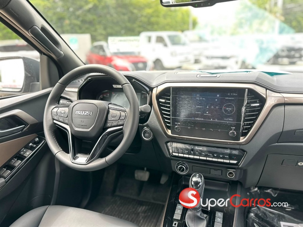 2027 Isuzu DMAX LSE — foto 7 / 10