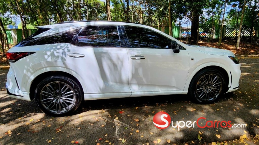 2023 Lexus RX 500H F SPORT — foto 5 / 12