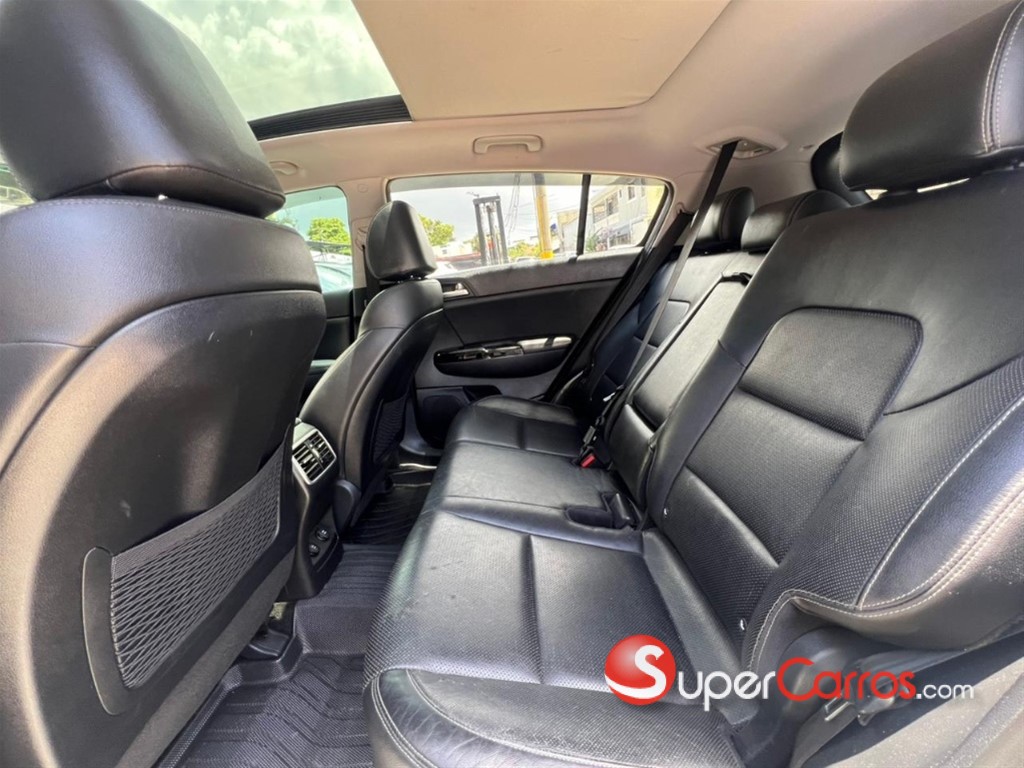 2020 Kia Sportage EX — foto 8 / 8