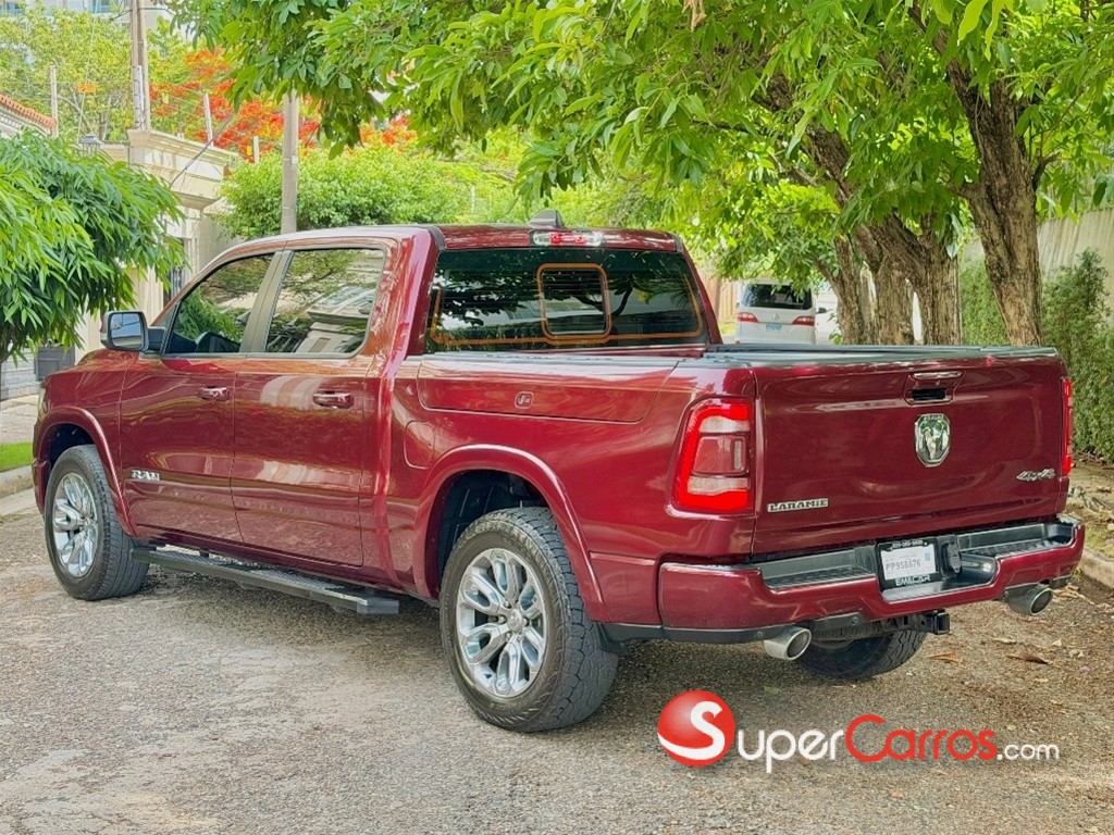 2020 Dodge Ram 1500 Laramie — foto 6 / 12
