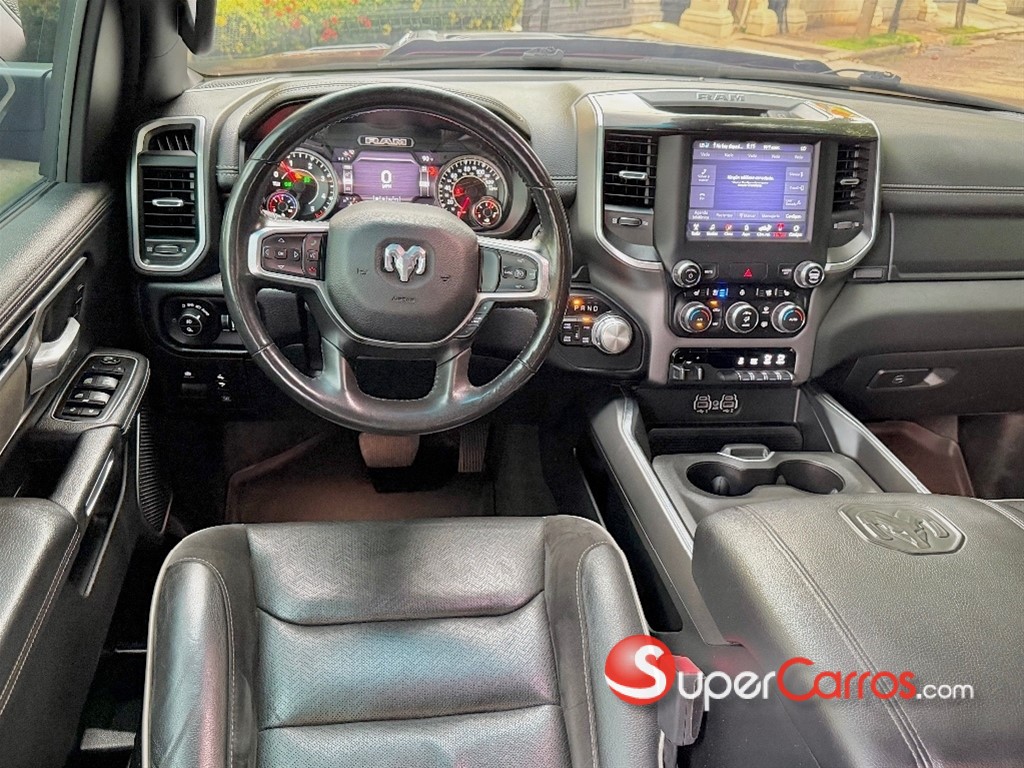 2020 Dodge Ram 1500 Laramie — foto 10 / 12