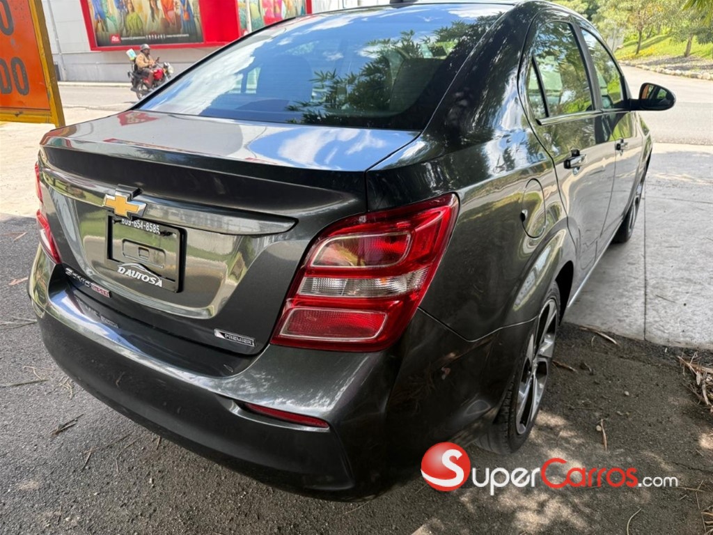 2018 Chevrolet Sonic Premier — foto 7 / 12